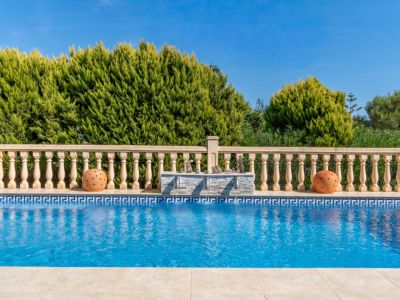 Outdoor swimming pool