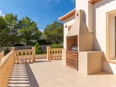 Terrace with barbecue
