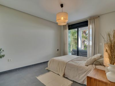 Bedroom with terrace access