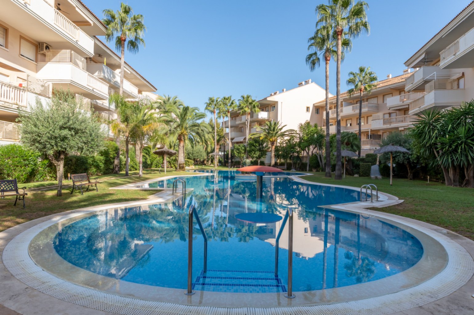 Communal swimming pool and gardens