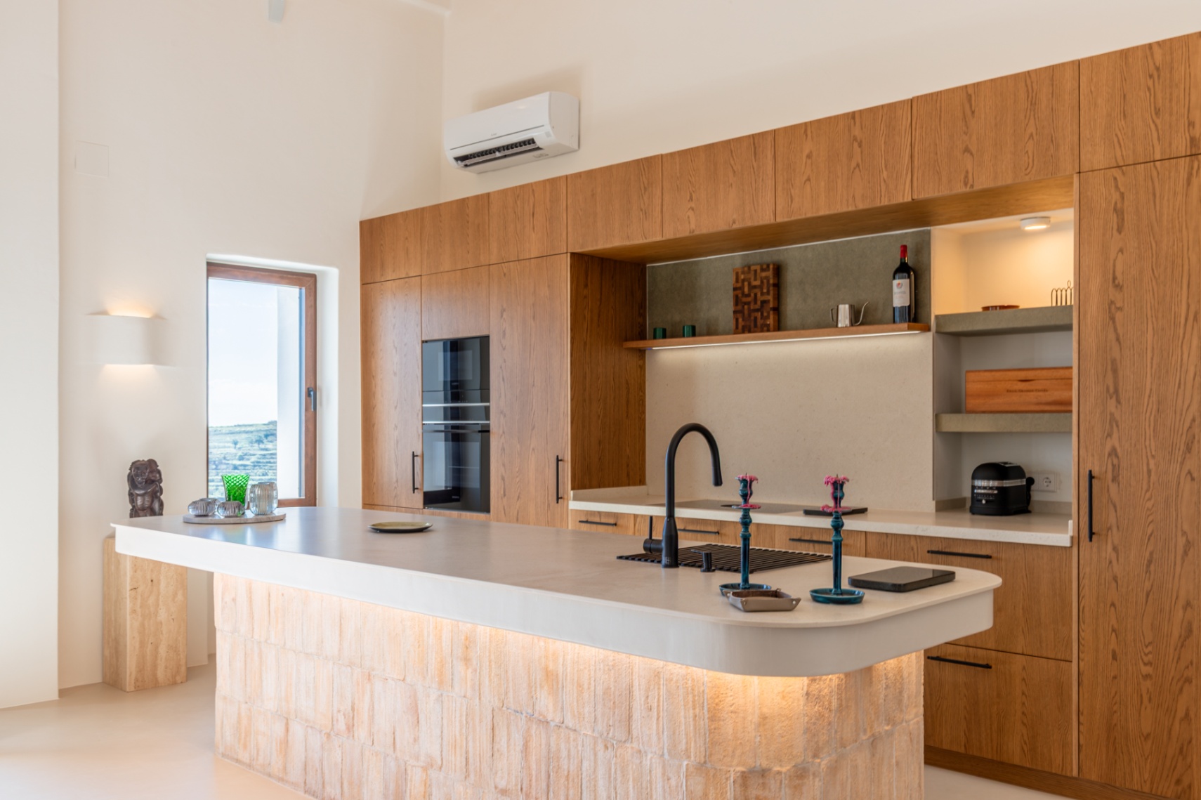 Kitchen with island