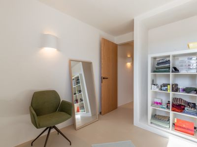 Dressing area
