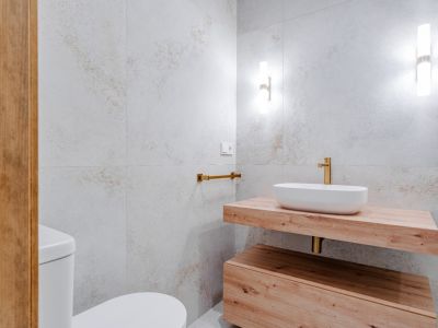 Modern bathroom