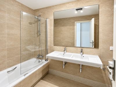 Full bathroom