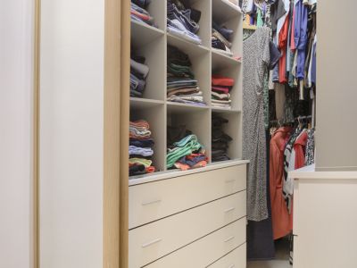 Walk-in closet