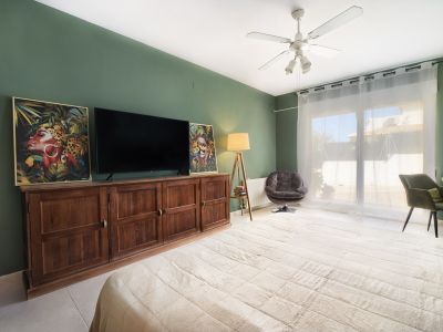 Bedroom with terrace access