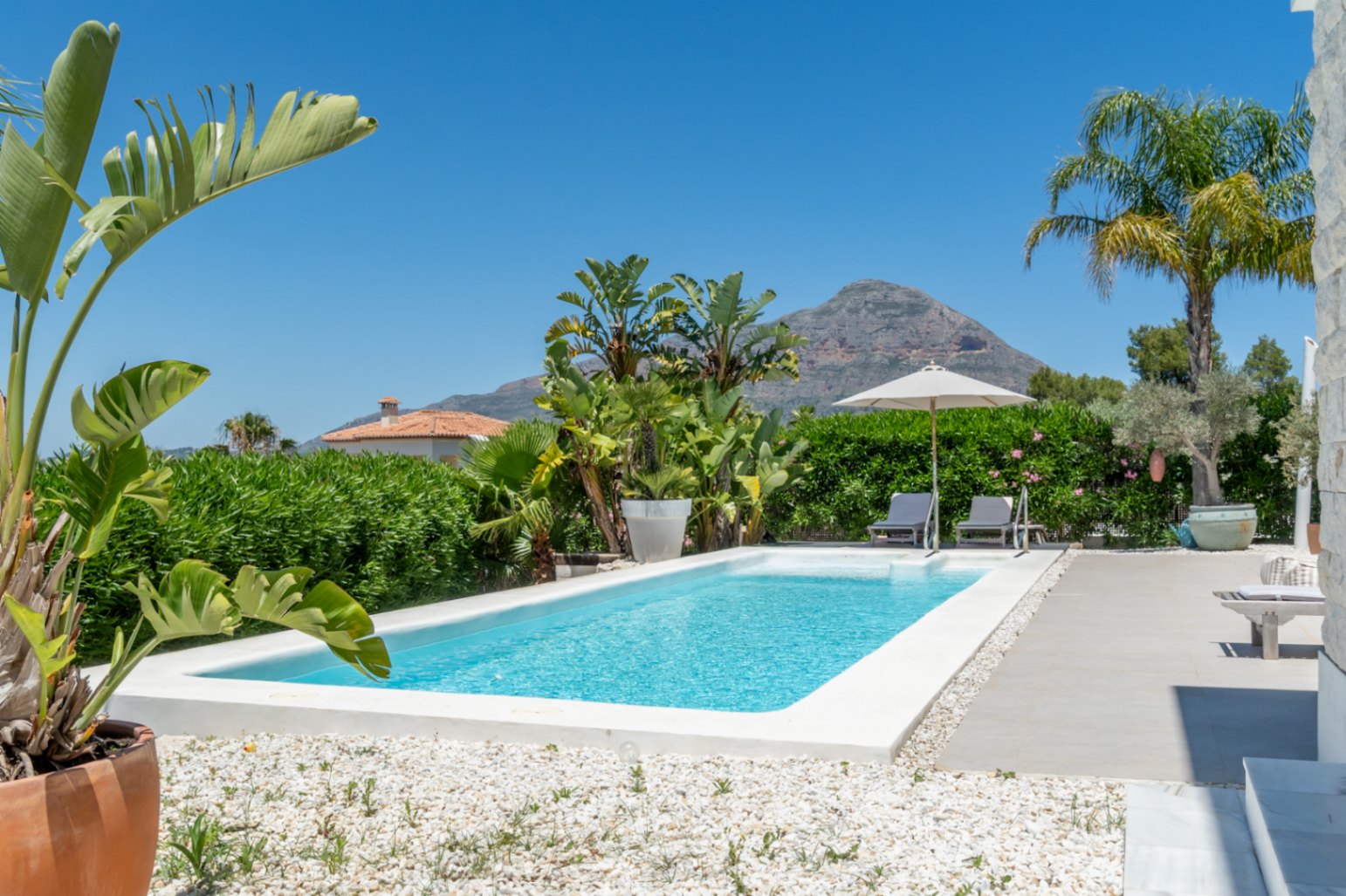 Swimming pool with mountain views