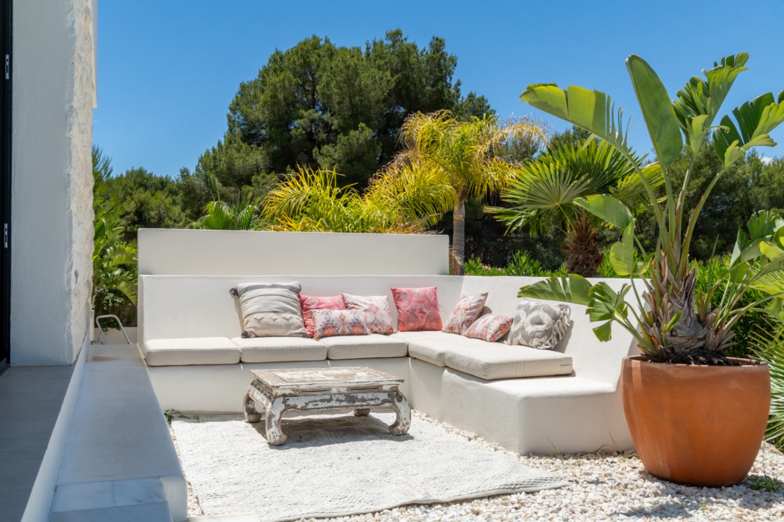 Outdoor lounge area