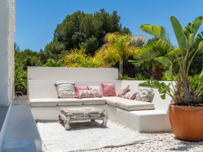 Outdoor lounge area
