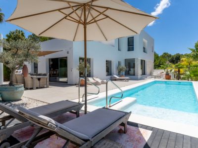 Swimming pool and terrace