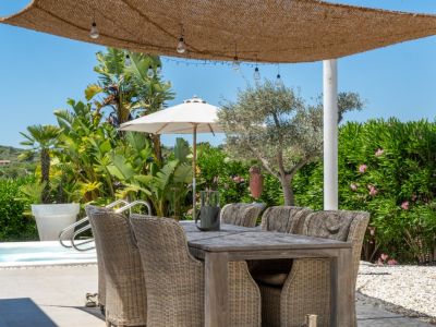 Covered terrace