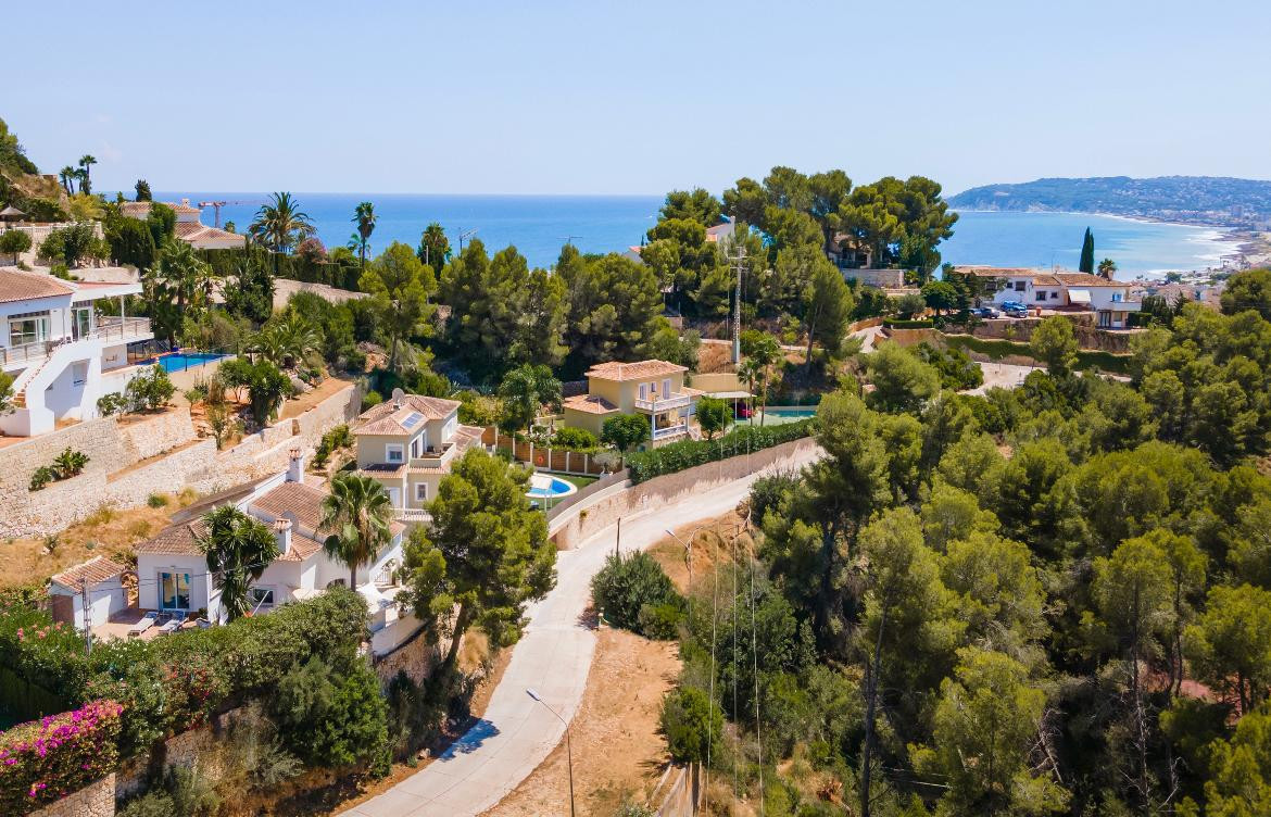 Aerial view with sea views