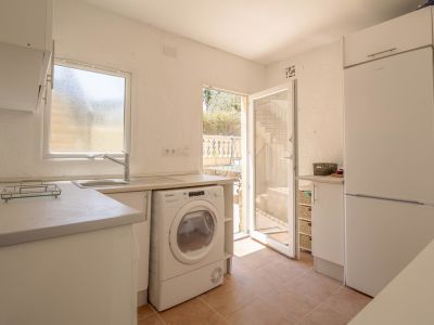 Laundry room with outdoor access