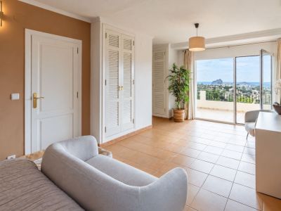 Bedroom with terrace