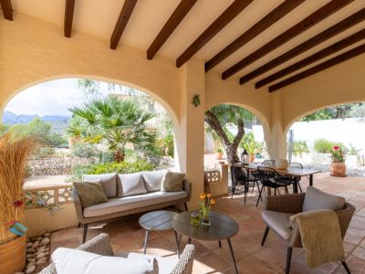 Covered terrace