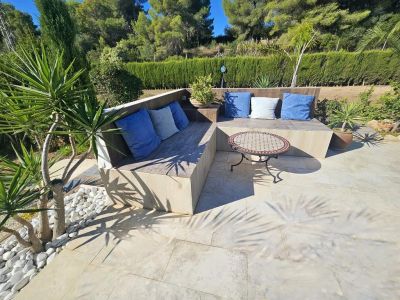 Outdoor chill-out area