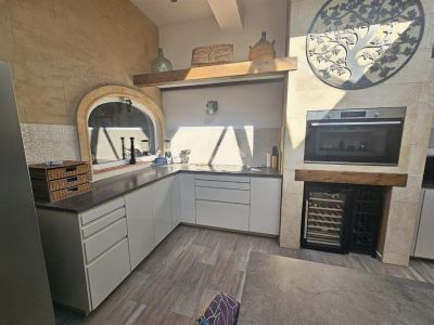 Main kitchen