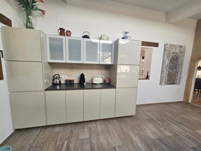 Kitchen area