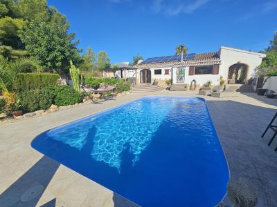 Swimming pool and terrace