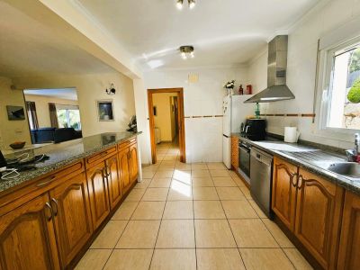 Open kitchen