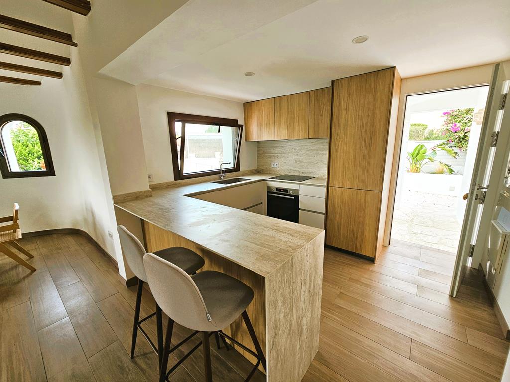 Open kitchen