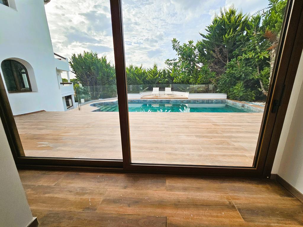 Terrace and pool view