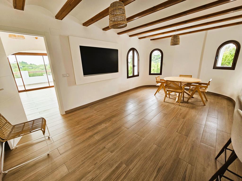 Living and dining room