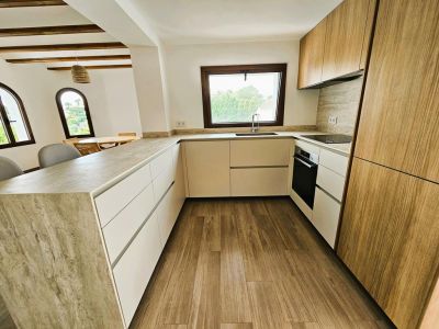 Open kitchen