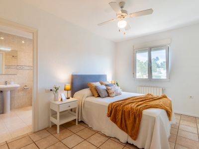 Bedroom with en-suite bathroom
