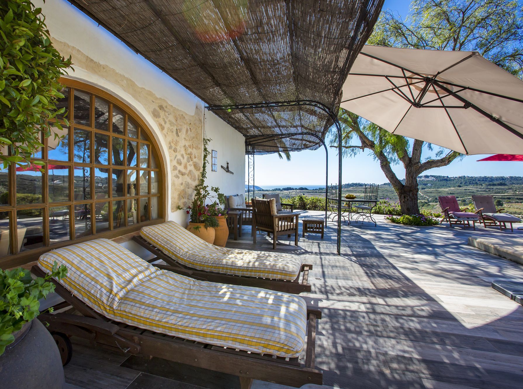 Traditional Mediterranean finca in Jávea with sea views