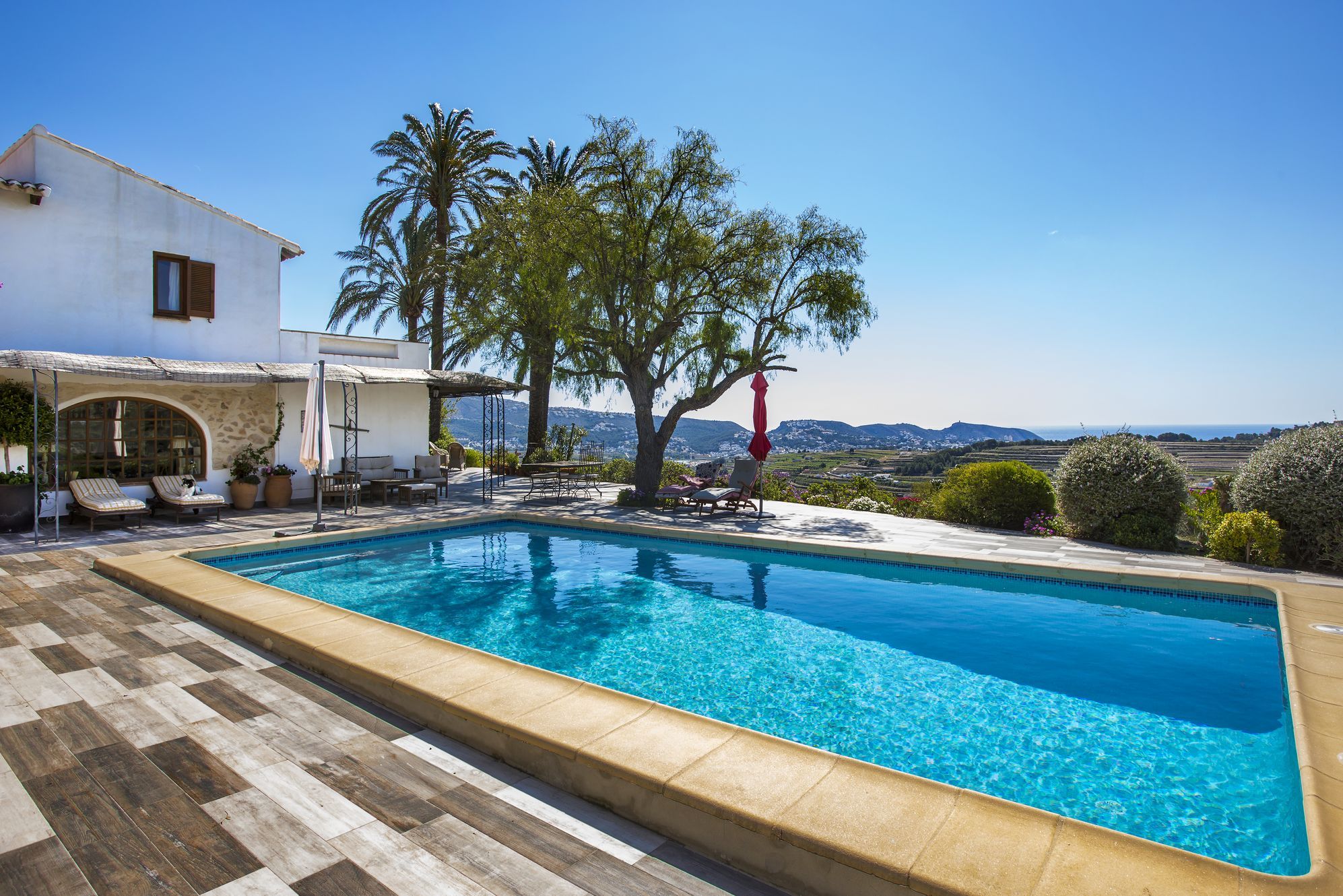 Traditional Mediterranean finca in Jávea with sea views