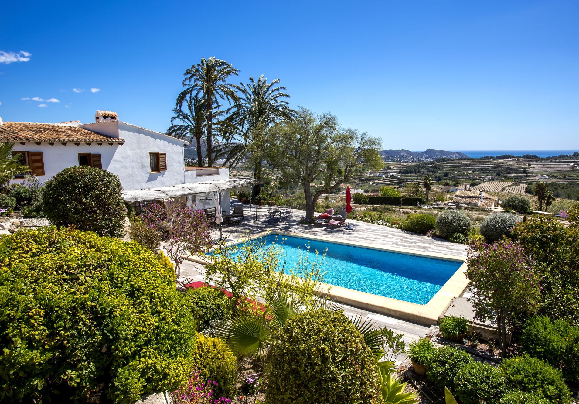 Traditional Mediterranean finca in Jávea with sea views