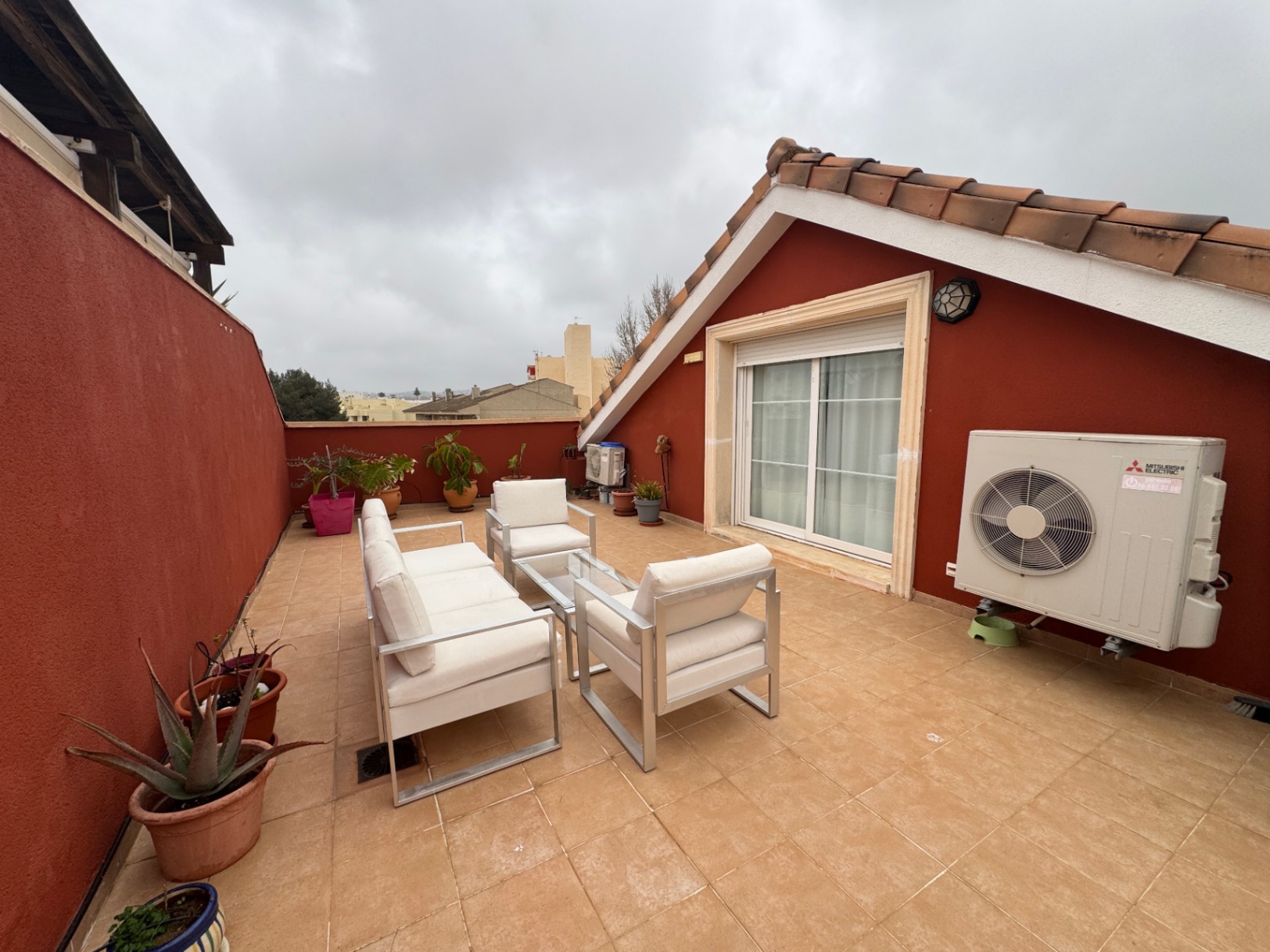 Spacious duplex in Dénia, Las Marinas with private solarium