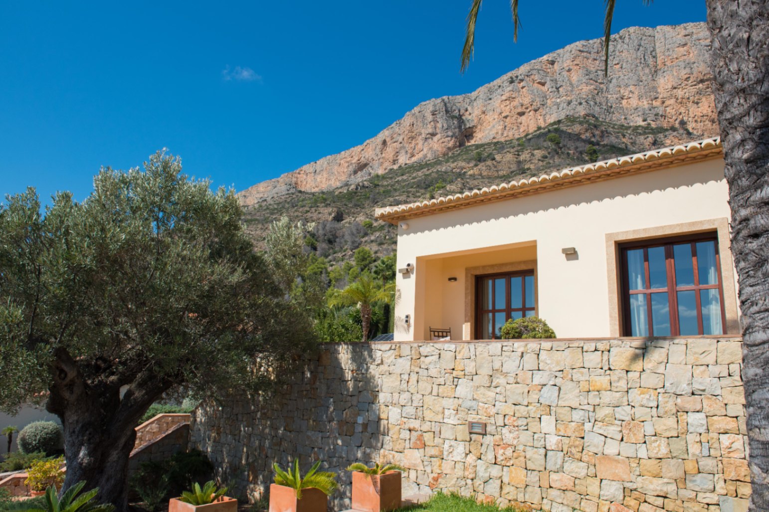 Elegant chalet in Jávea Montgó with sea views and private pool