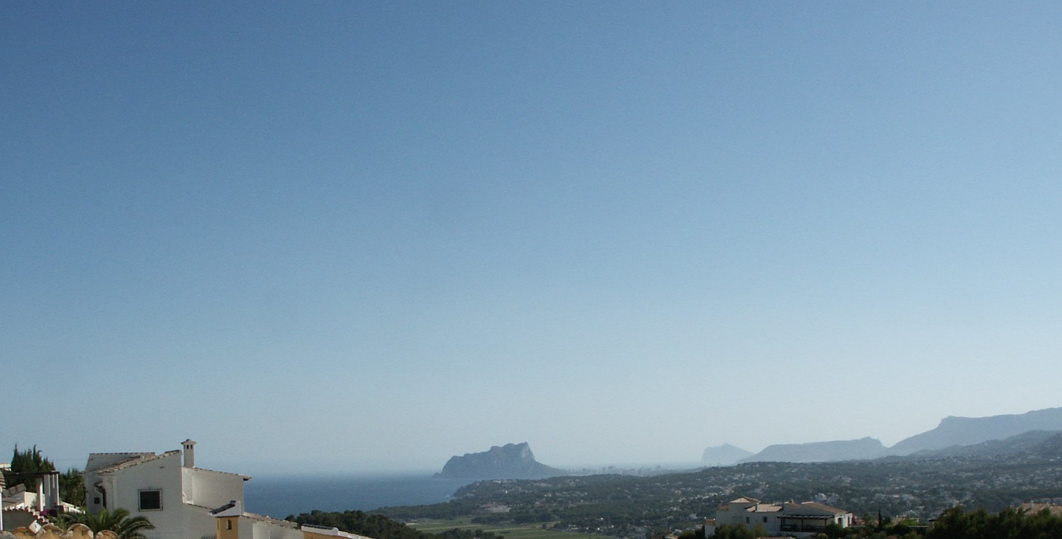 Rural plot with panoramic sea views in Benitachell