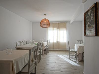 Restaurant dining room