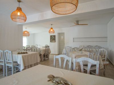 Restaurant dining room