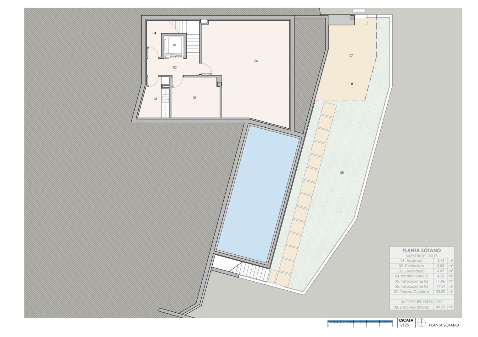 Detailed floor plan of the basement level featuring a laundry room, technical spaces, elevator access, a covered terrace, and an 80 m² landscaped garden area.