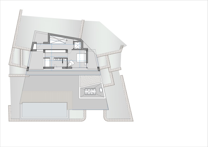Architectural plan showing the villa's layout, pool, and garden with barbecue area.