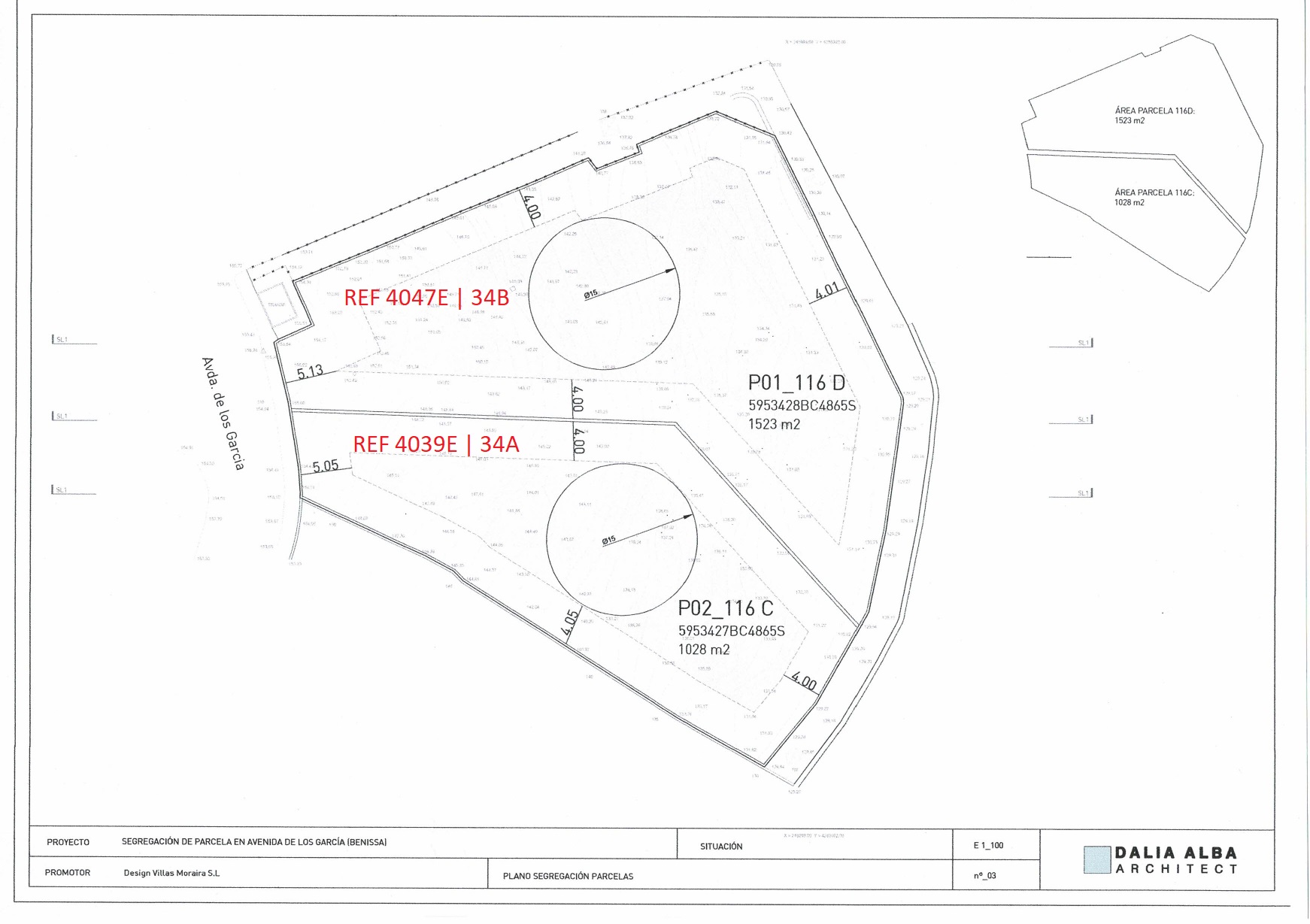 Technical site plan for the segregation of two plots on Avenida de los García, showing areas of 1,523 sqm and 1,028 sqm with precise boundary measurements.