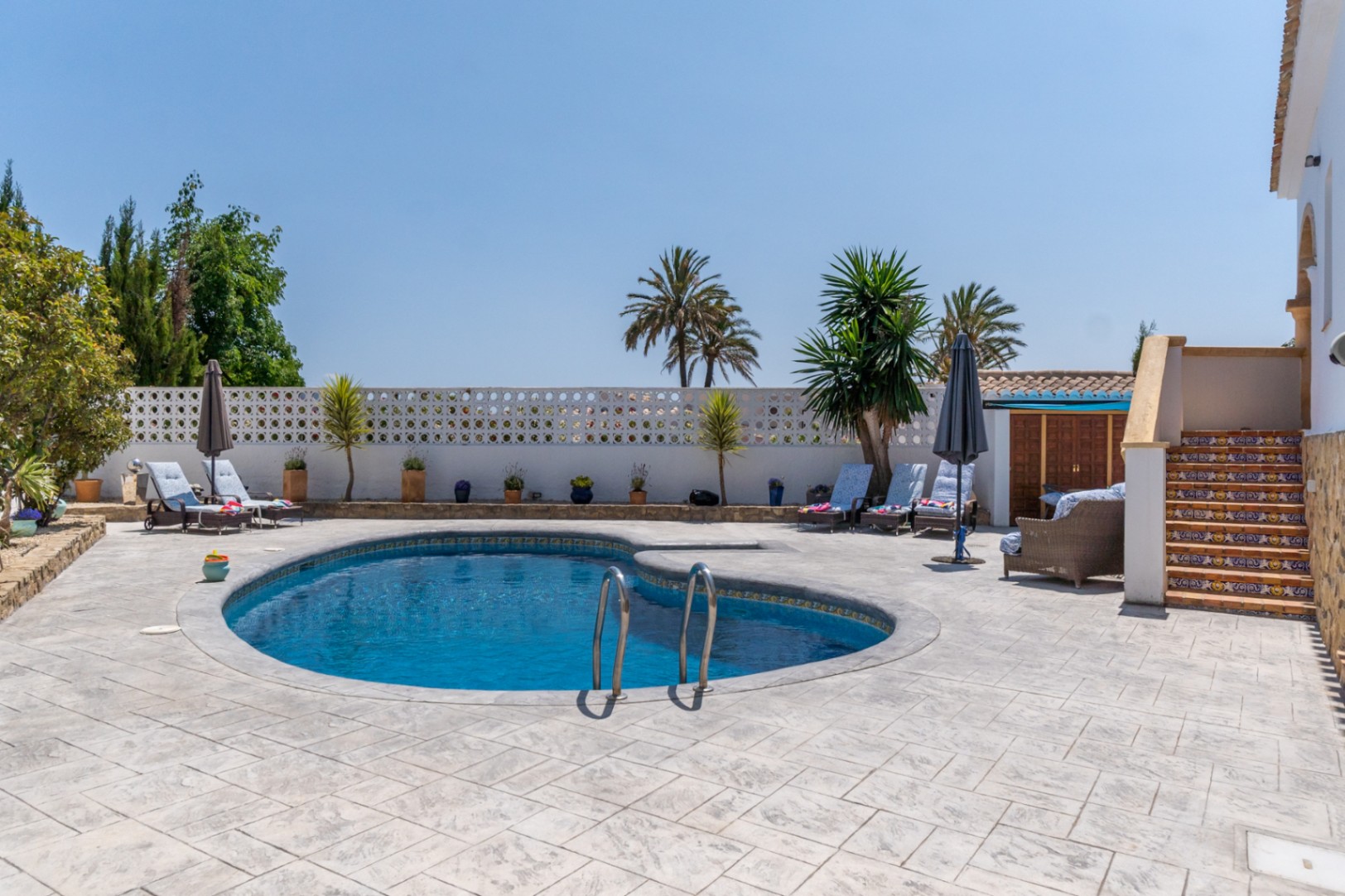 Villa in Jávea with Private Pool and Mountain Views