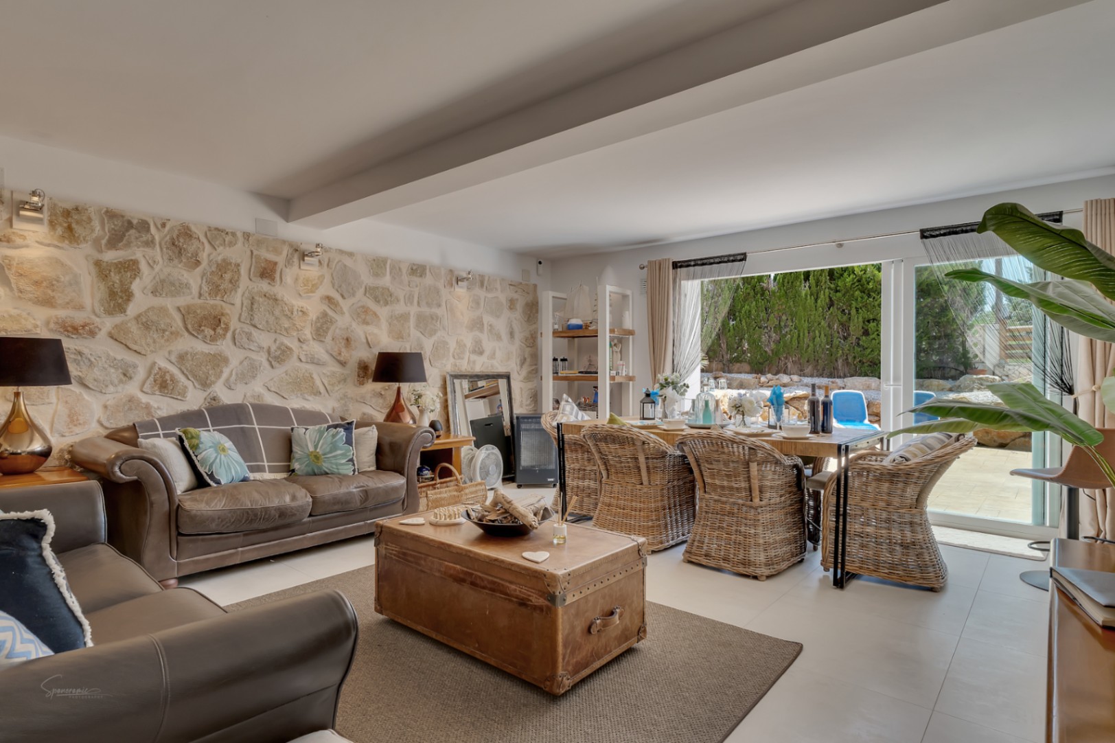 Villa in Jávea with Private Pool and Mountain Views