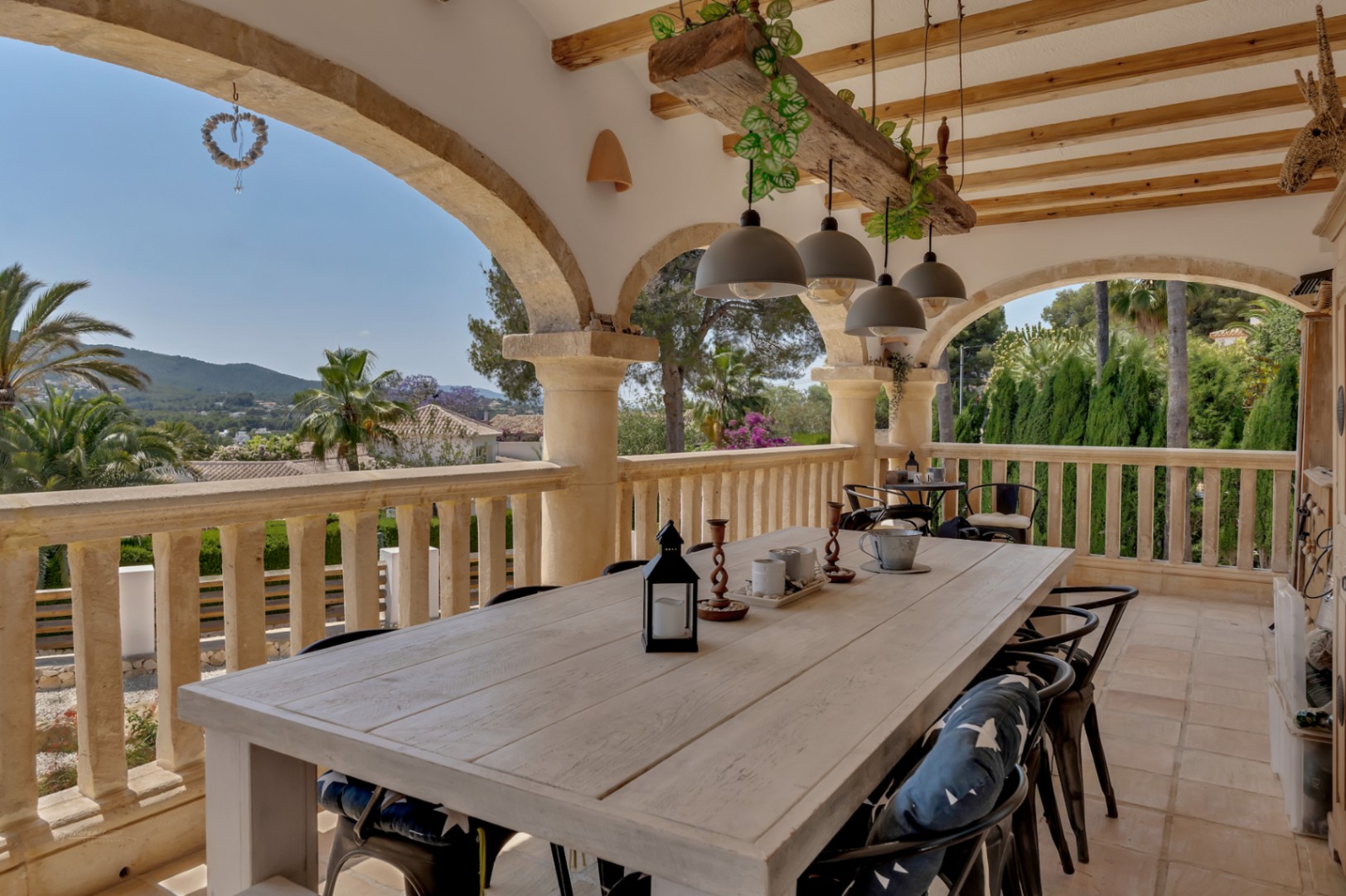 Villa in Jávea with Private Pool and Mountain Views